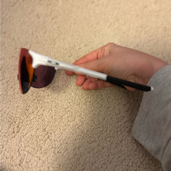 Oakley Sunglasses with White Frame - Picture 3 of 5